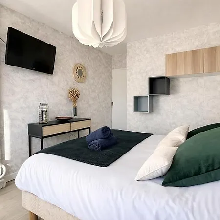 Apartment Grand Baigne De Soleil Avec Parking